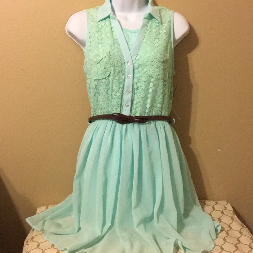 Final Markdown NWT  Dress Club Med. Mini Lace & Chiffon Shirtwaist Dress